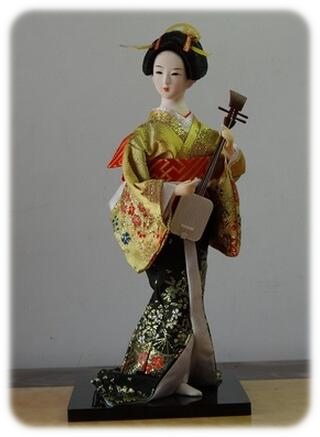Japanese Doll Shamisen